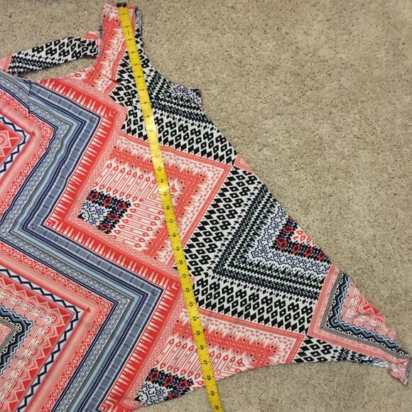 Retro 70s Vintage Handmade Zig-Zag Handkerchief and Cut Out Top - Picture 15 of 16